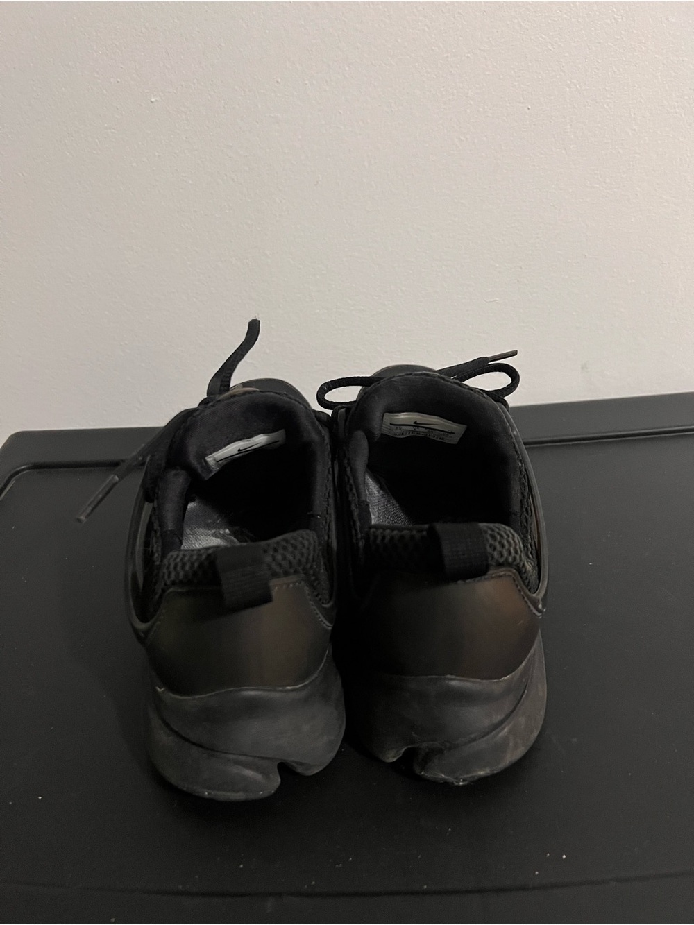 Nike Air Presto GS Triple Kids Black Sneakers US Size 7Y - Picture 3 of 7